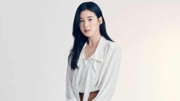 “Anna” Star Jung Eun-Chae Eyes New Drama With Top Actors Son Hyun Joo and Kim Myung Min