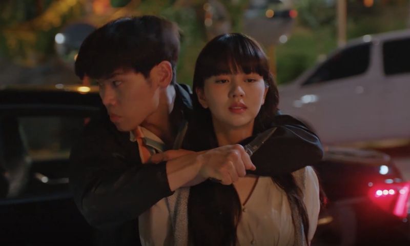 Kim So Hyun in danger in My Lovely Liar episode 13