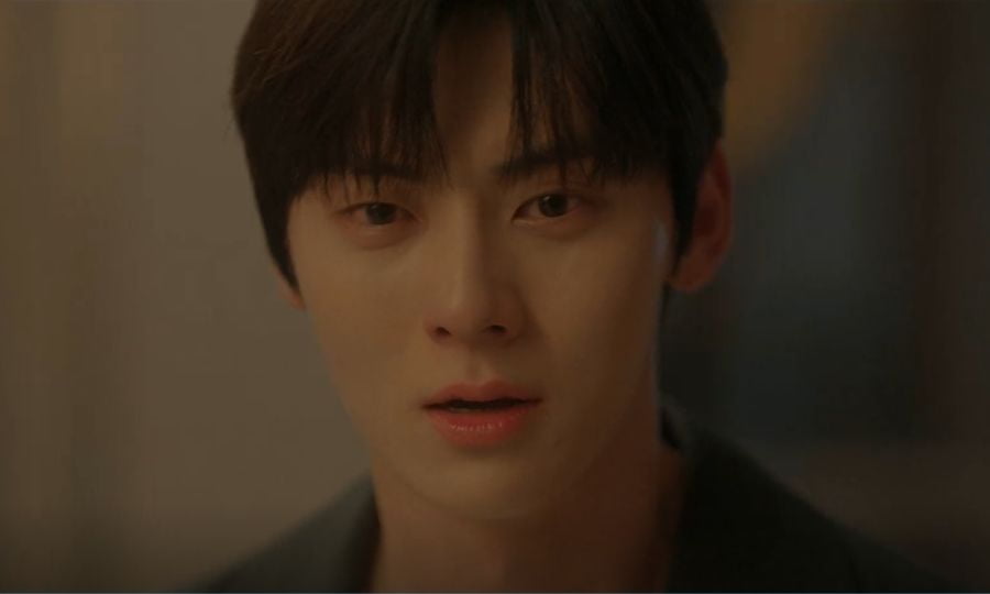 Hwang Min Hyun in shock at the sudden realization that Yun Ji On killed Song Ji Hyun