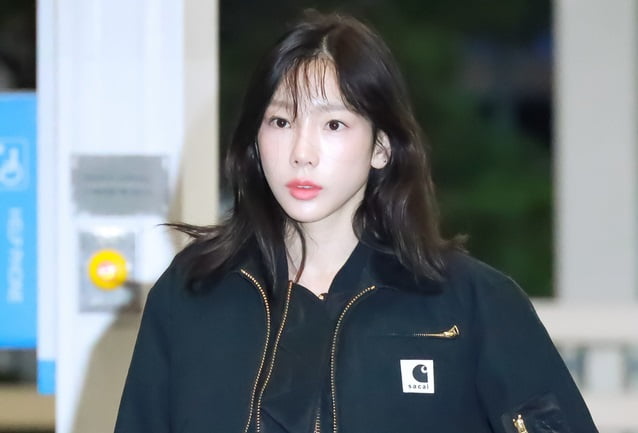 Taeyeon at the Incheon International Airport, Off To Hong Kong See Pics